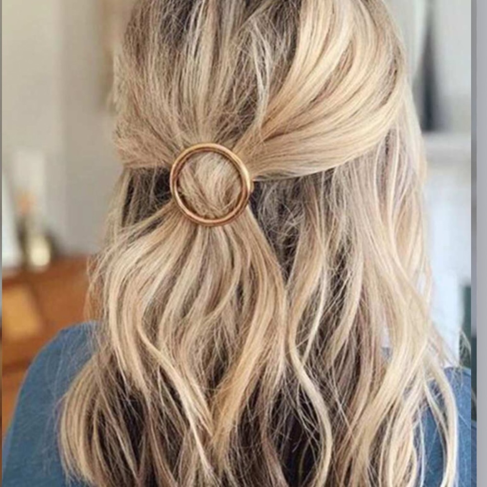 Circle Hair Pin